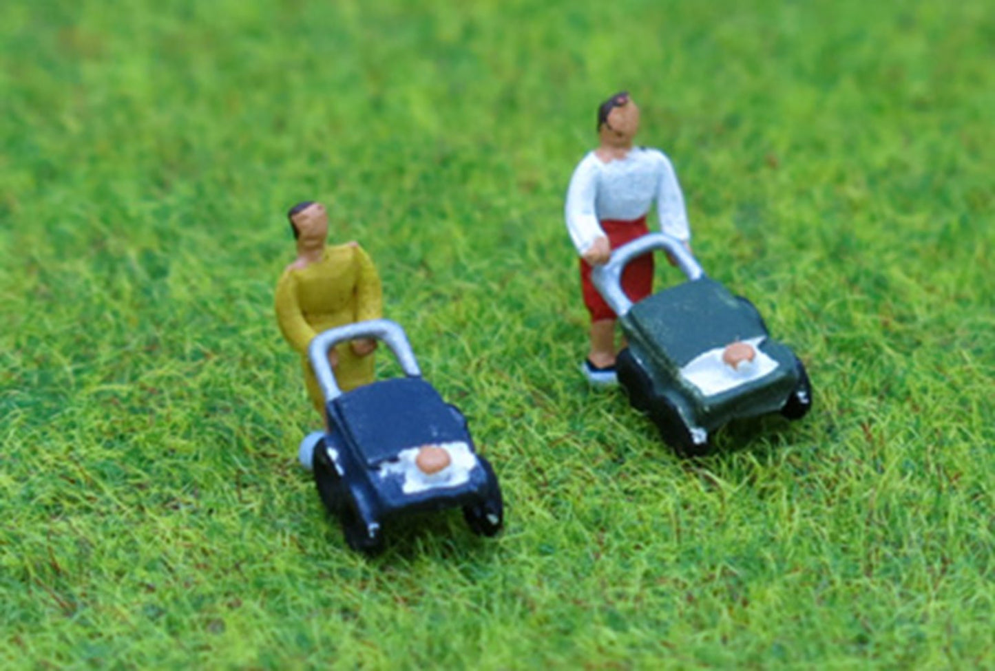 PDX50 P&D Marsh N Gauge Painted Mums & Prams