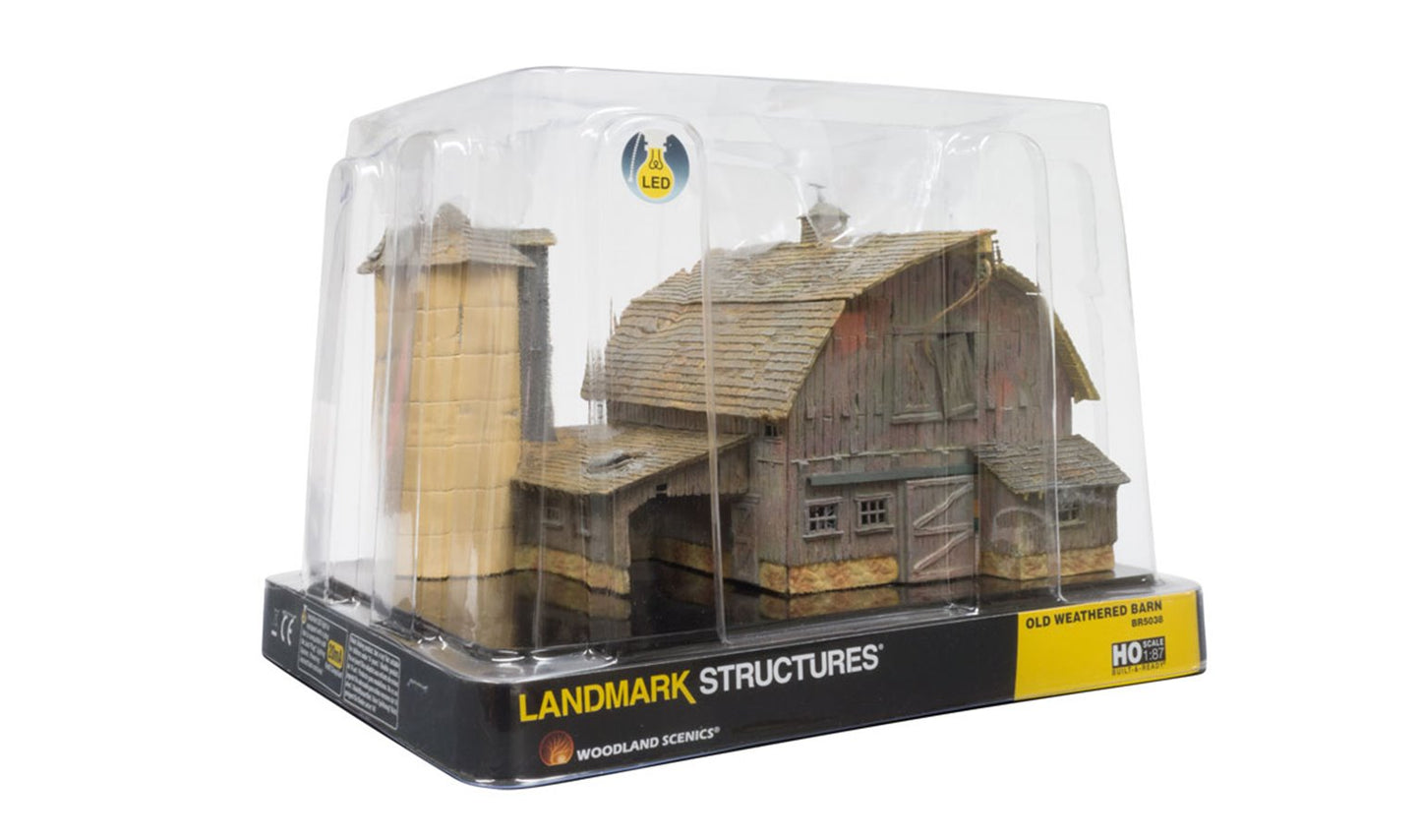 BR5038 Woodland Scenics - HO Scale Buildings - Old Weathered Barn
