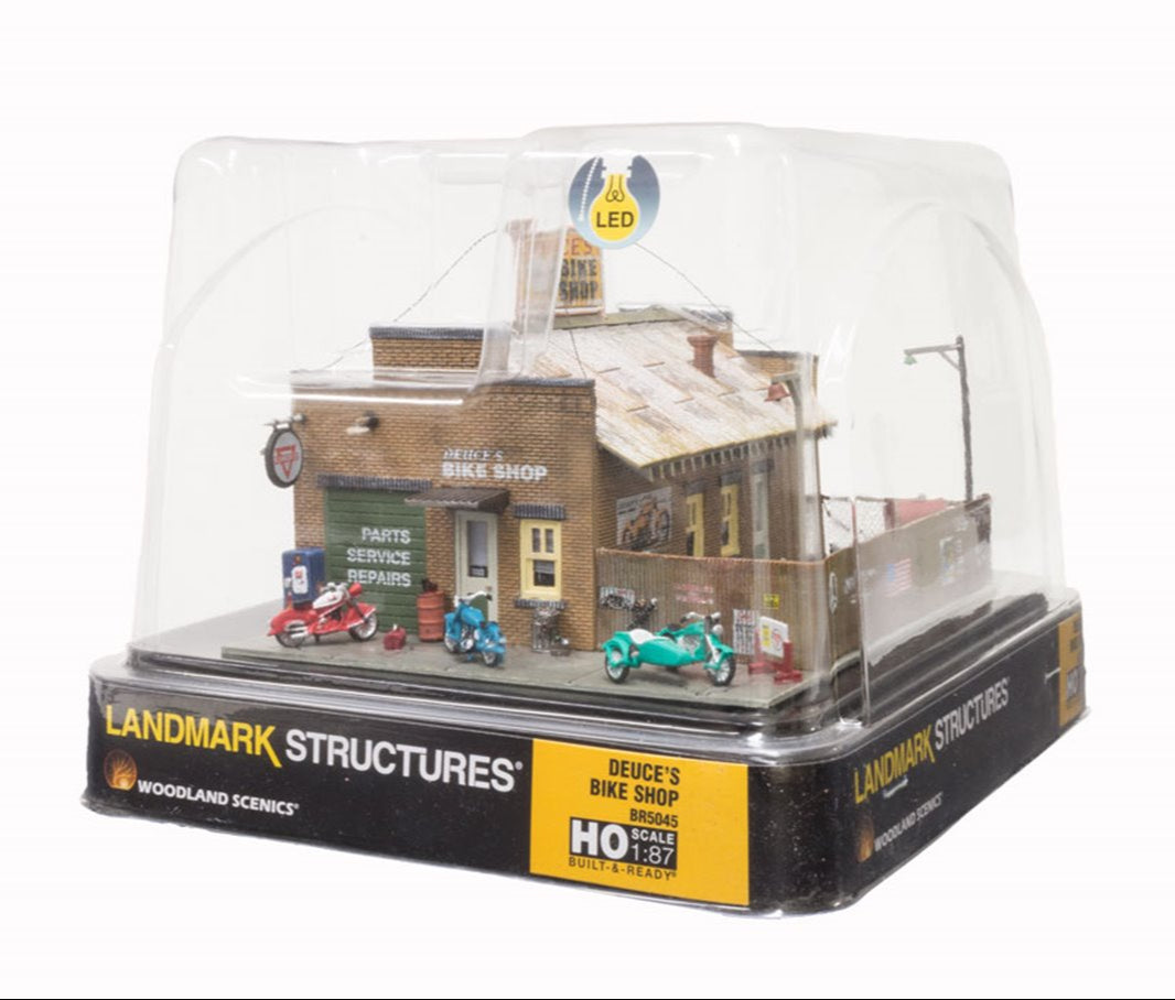 BR5045 Woodland Scenics - HO Scale Buildings - Deuce's Bike Shop