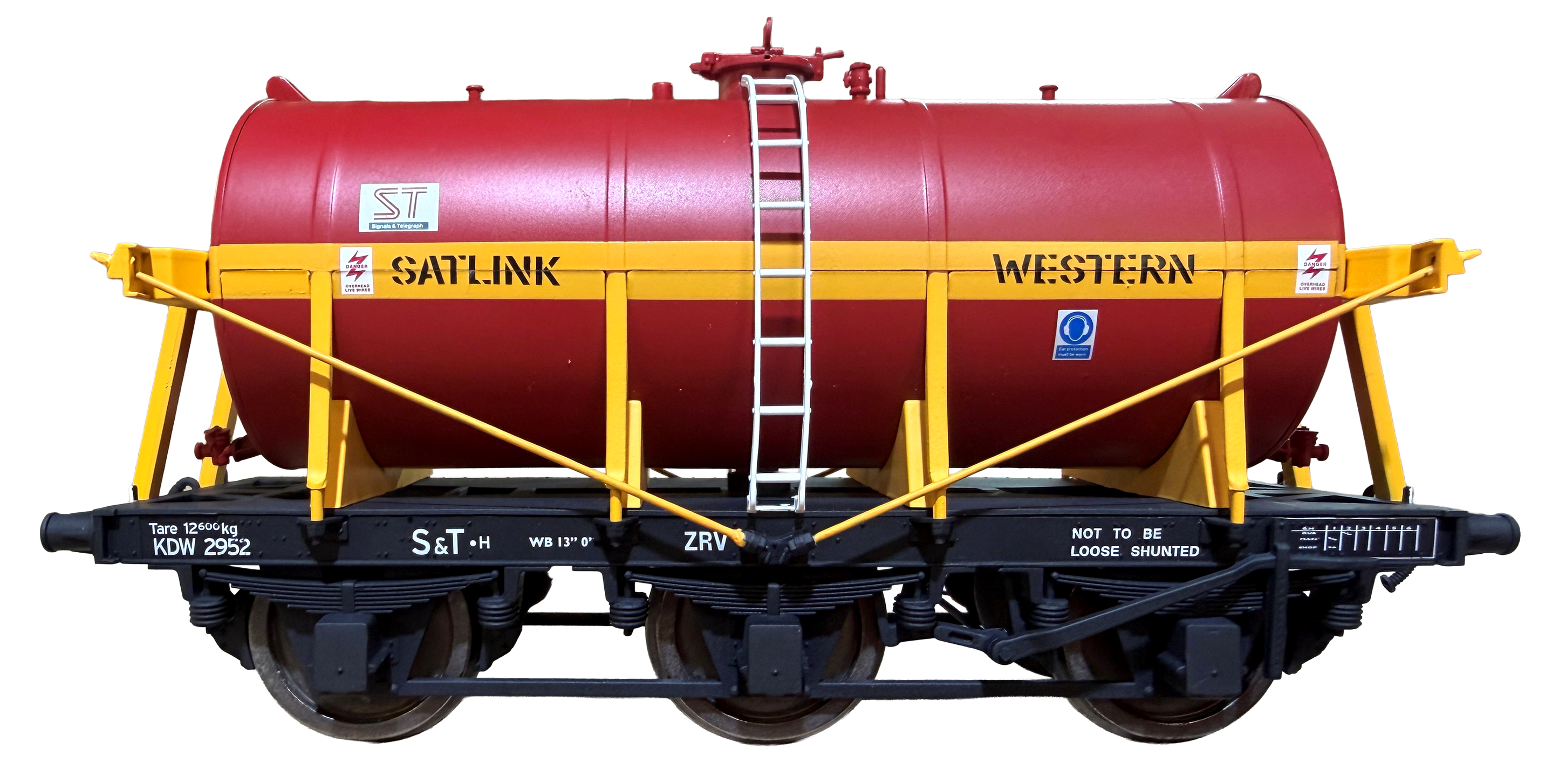 Milk By Rails 🥛 Dapol Reveal O Gauge Milk Tanker Decorated Samples – Rails