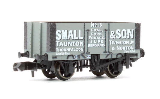 NEW Peco 7 Plank Open Wagon