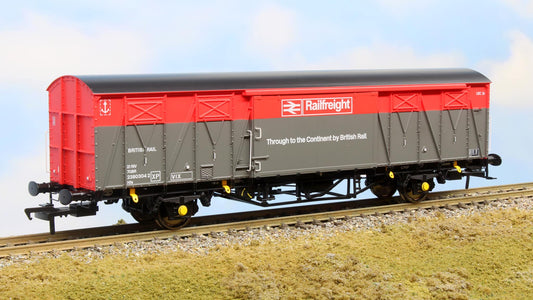 Rapido OO Gauge VIX Van