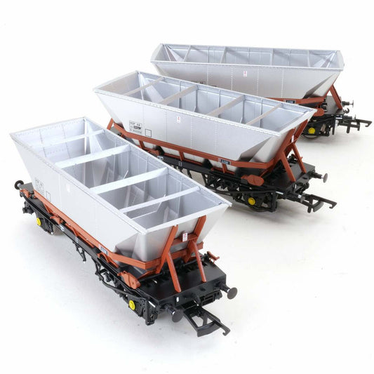 New Wagons Received at Accurascale!