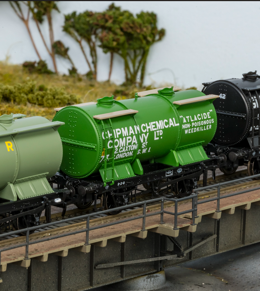 981004 Chemical Tank Wagon - Chipman Chemical Co. Ltd No.73