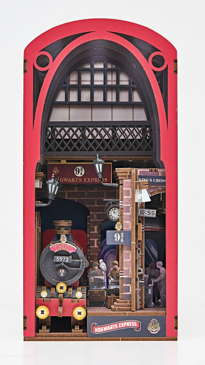 Harry Potter Hogwarts Express Tiny Adventures Model Kit