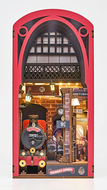 Harry Potter Hogwarts Express Tiny Adventures Model Kit