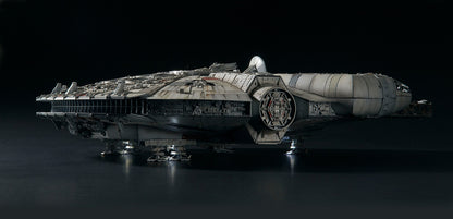 Bandai Star Wars Millennium Falcon (1:72 Scale) Model Kit