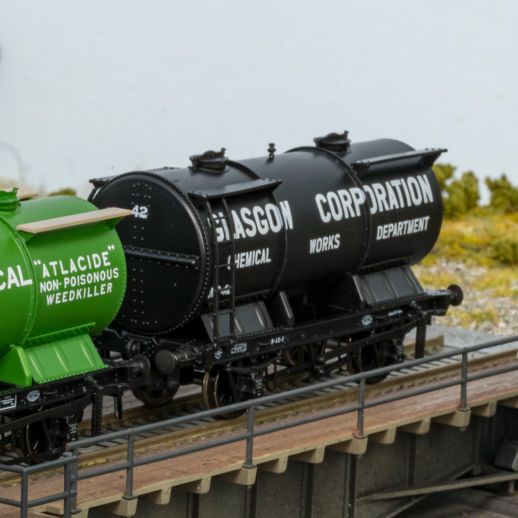981013 Chemical Tank Wagon - Glasgow Corporation Chemical Department No.42