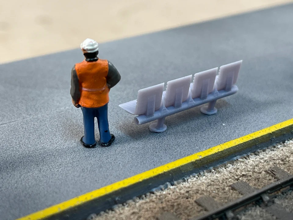 OO Gauge Modern Benches (Pack of 3) - Unpainted