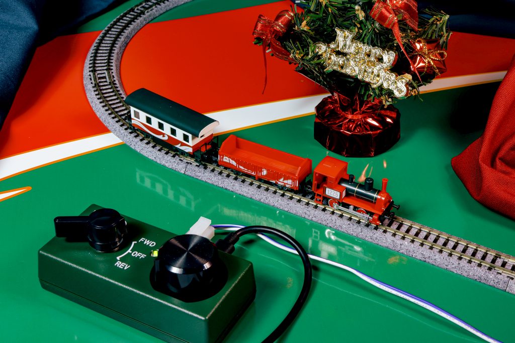 Pocket Line Christmas Train Pack