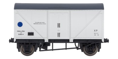 2F-019-009 Blue Spot Fish Van White E87014