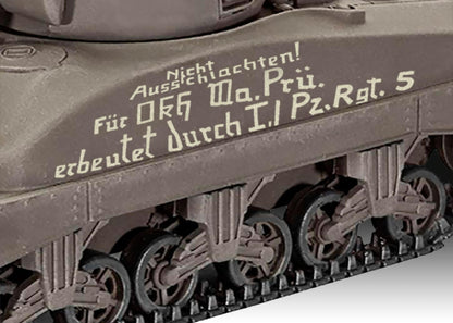 3290 Sherman M4A1 Model Kit