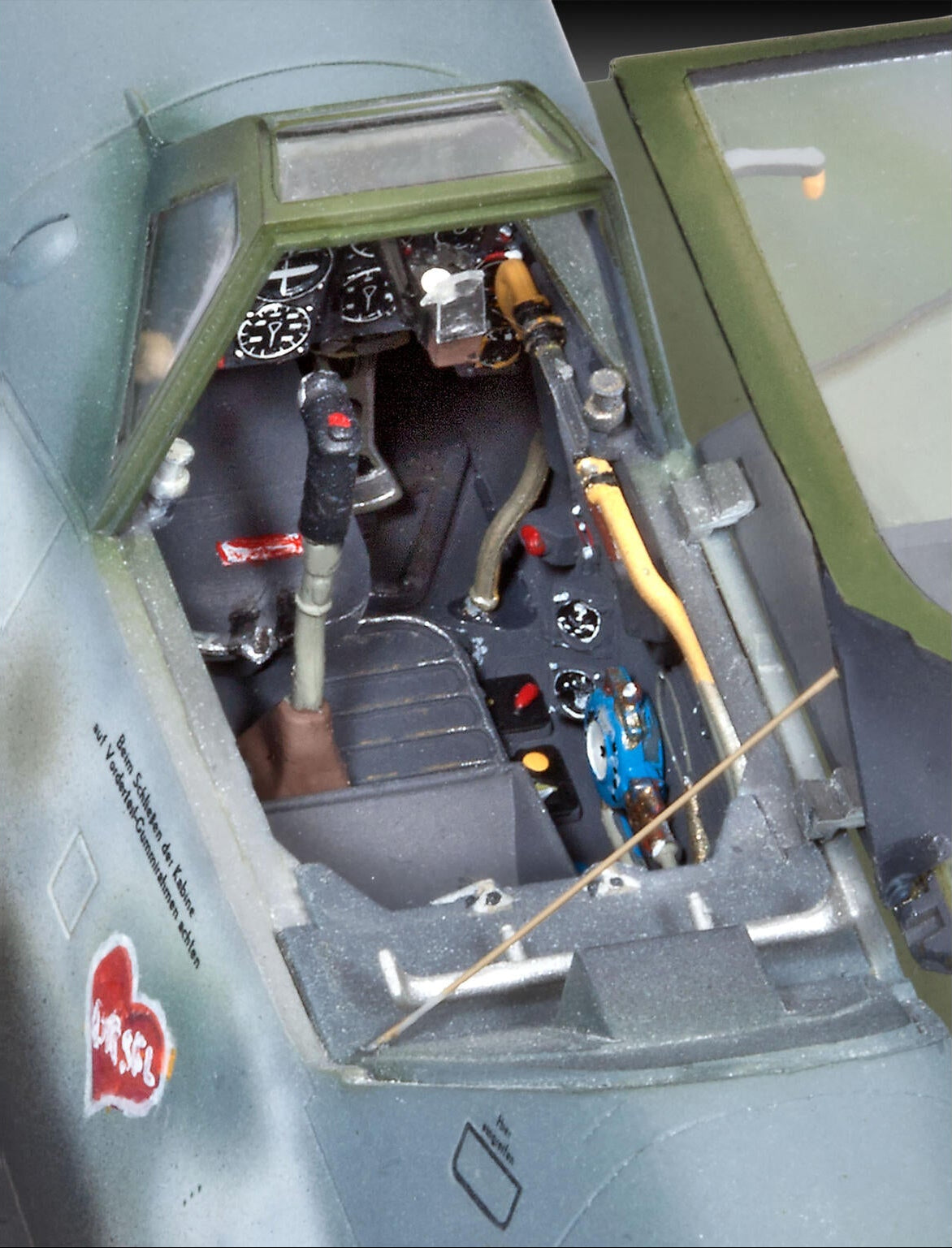 Messerschmitt Bf109G-10 Erla Model Kit