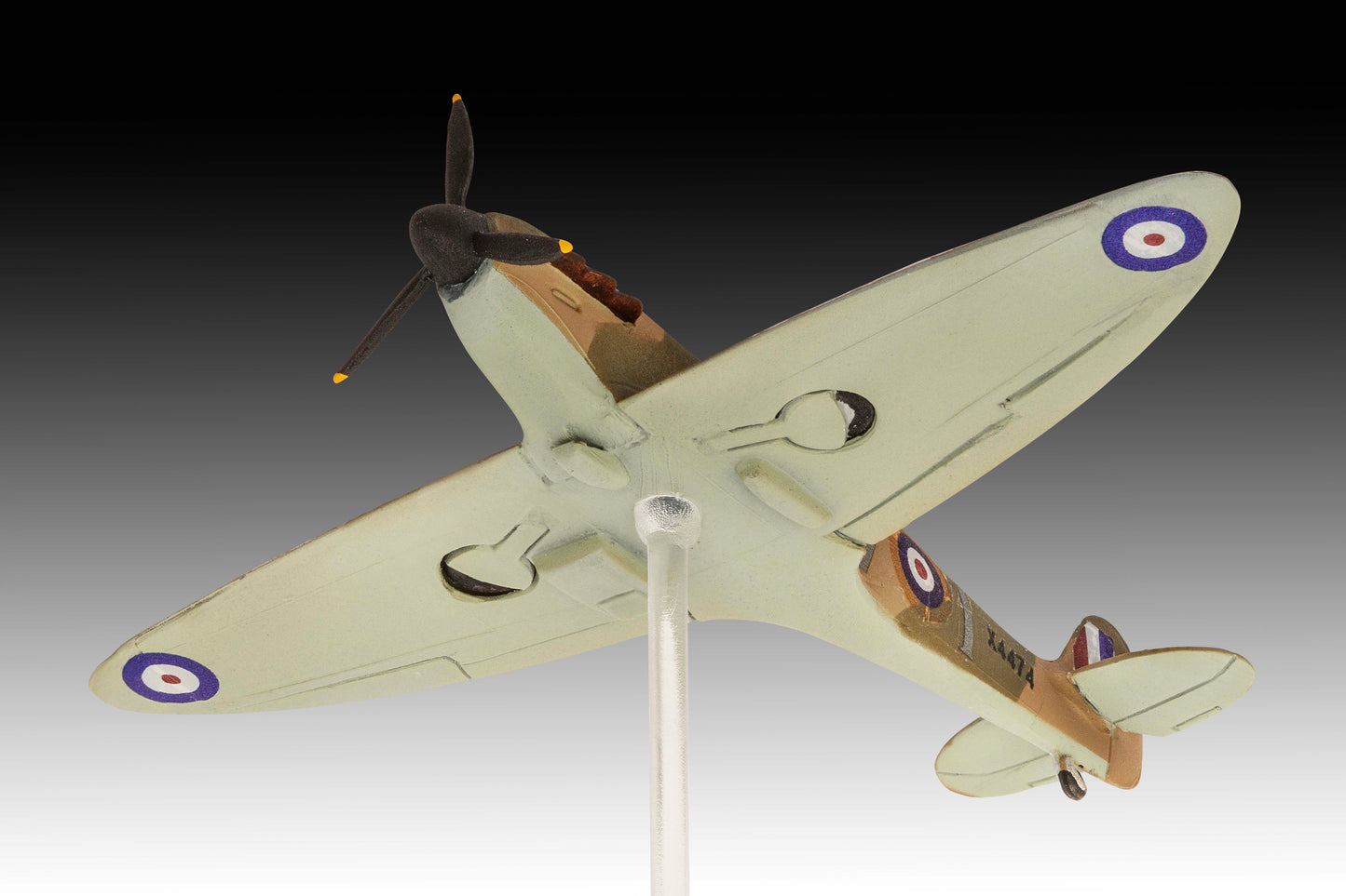 Supermarine Spitfire Mk.Ia & Hawker Hurricane Mk.I Model Kit