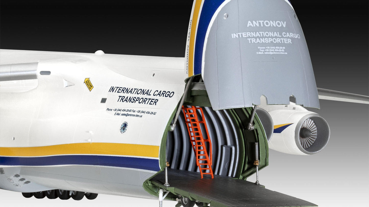 Antonov An-124 "Ruslan" Model Kit