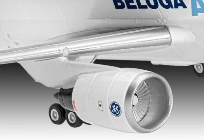 Airbus A300-600ST Beluga (1:144 Scale) Model Kit