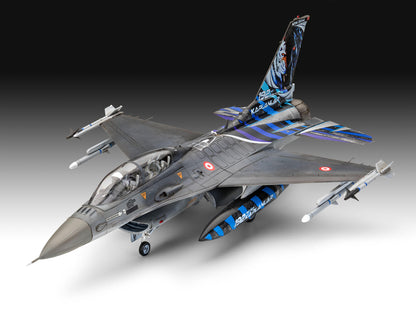Lockheed Martin F-16D Tigermeet 2014 Model Kit