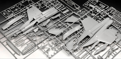 Maverick's F/A-18E Super Hornet "Top Gun Maverick" model kit