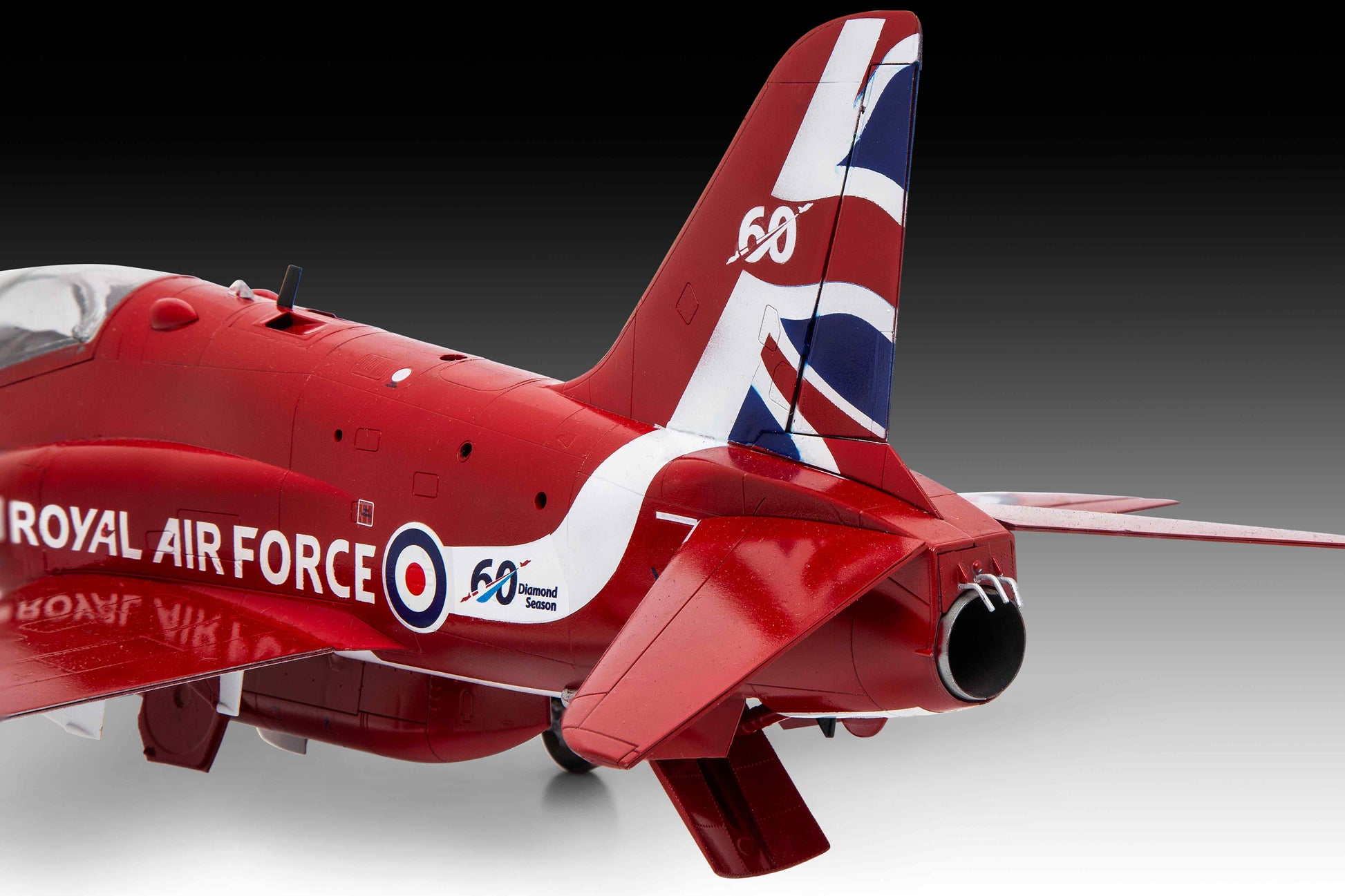 Revell BAE Systems Hawk T.1A "Red Arrows" Model Kit – Rails of Sheffield