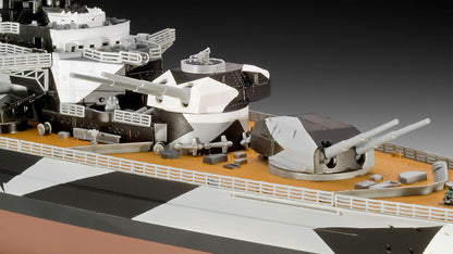 05096 German Battleship "Tirpitz" Model Kit