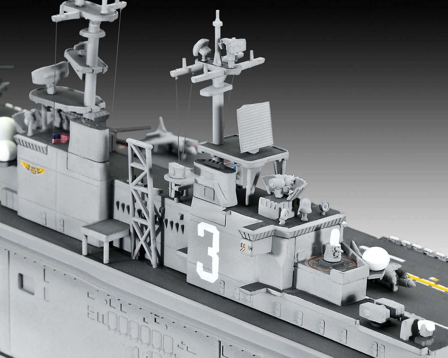 US Navy Assault Carrier WASP Class Model Kit