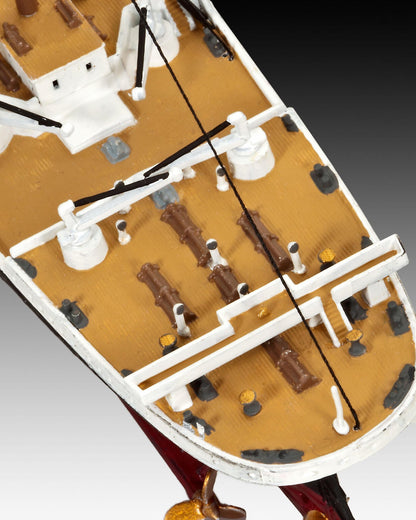 R.M.S. Titanic Model Kit