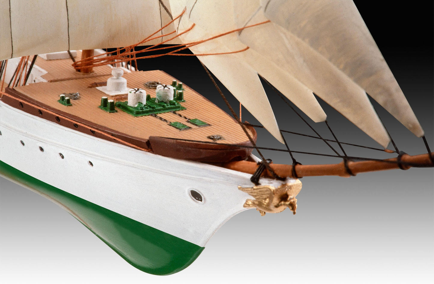 05432 Gorch Fock Model Kit