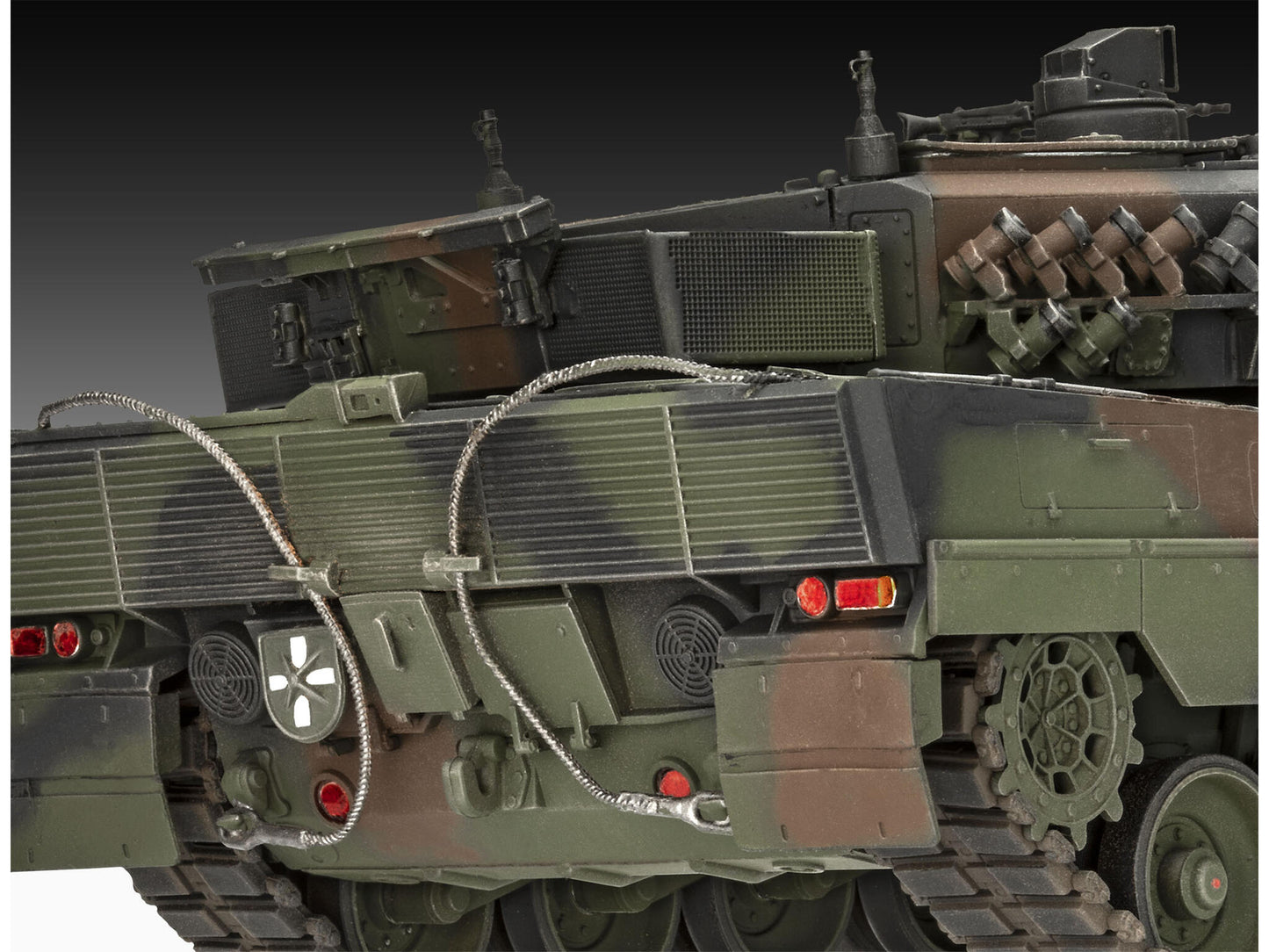 70 years of the German Armed Forces: Leopard 2 A6A2 "Exclusive Edi Model Kit