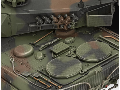 70 years of the German Armed Forces: Leopard 2 A6A2 "Exclusive Edi Model Kit