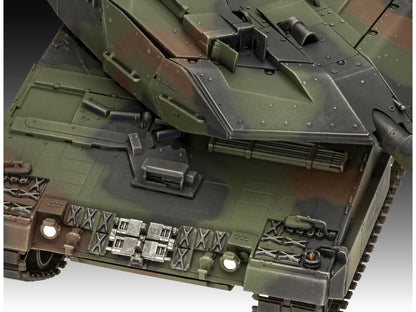 70 years of the German Armed Forces: Leopard 2 A6A2 "Exclusive Edi Model Kit