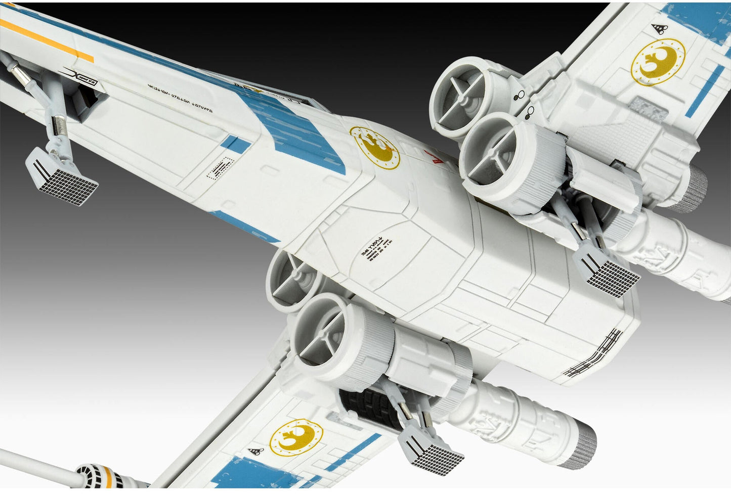 06791 The Mandalorian: New Republic X-Wing Fighter Revell Model Kit
