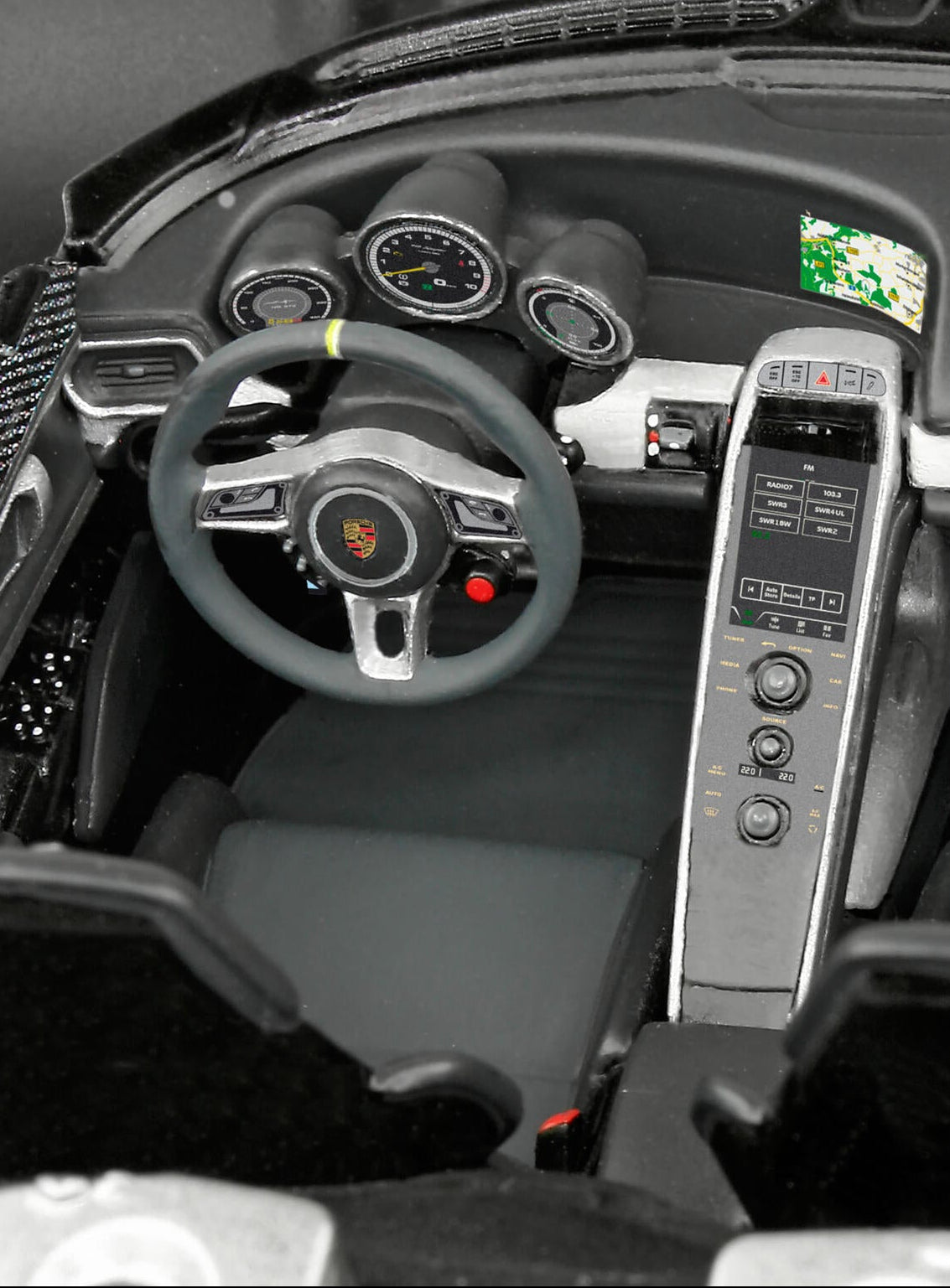 Porsche 918 Spyder Model Kit