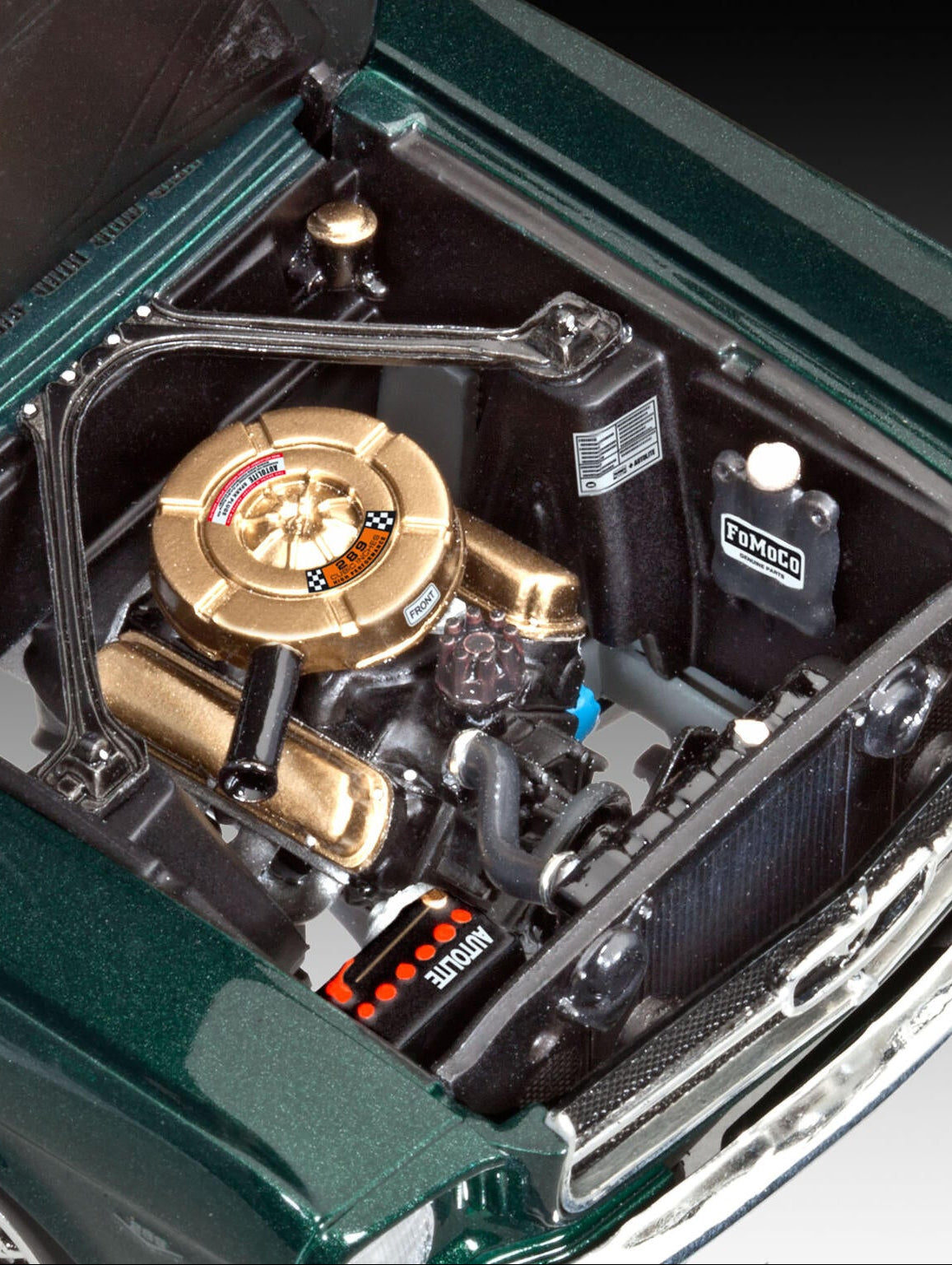 1965 Ford Mustang 2+2 Fastback Model Kit