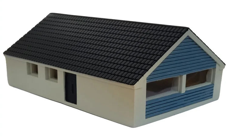 076-1001 1:76 Scale Hand Painted Resin Modern Bungalow Model