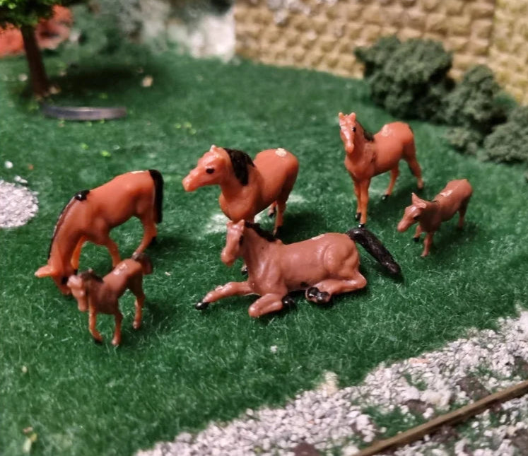 1:76 Scale Horses Figures (Pack of 6)