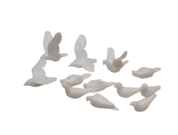 1:76 Scale Doves, Pigeons & Seagulls (Pack of 12)
