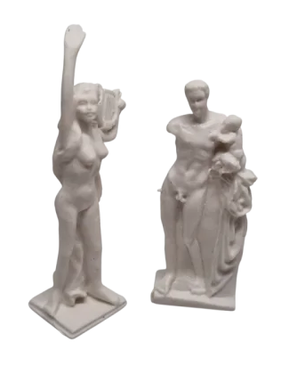 1:76 Scale Man & Woman Garden Statues (Pack of 2)