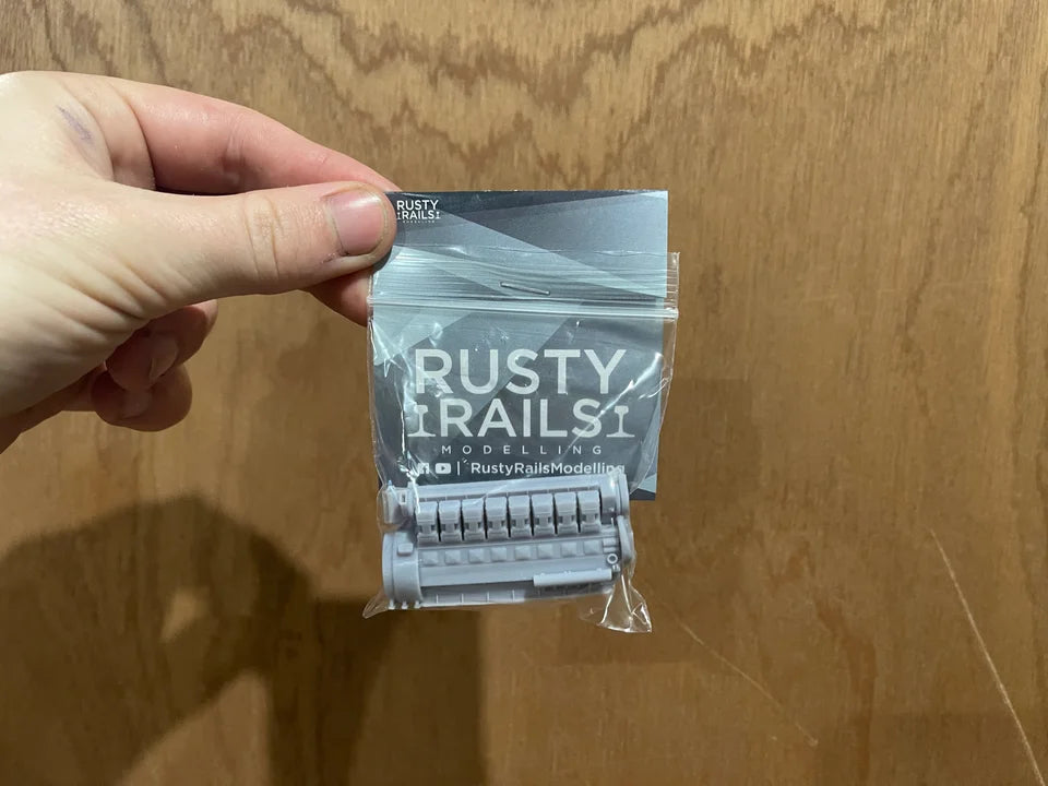 OO Gauge Class 50 Engine (Single Pack) - Unpainted