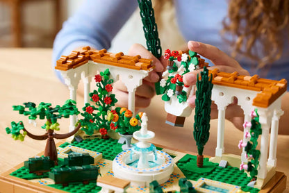 Lego Icons Fountain Garden - 10359