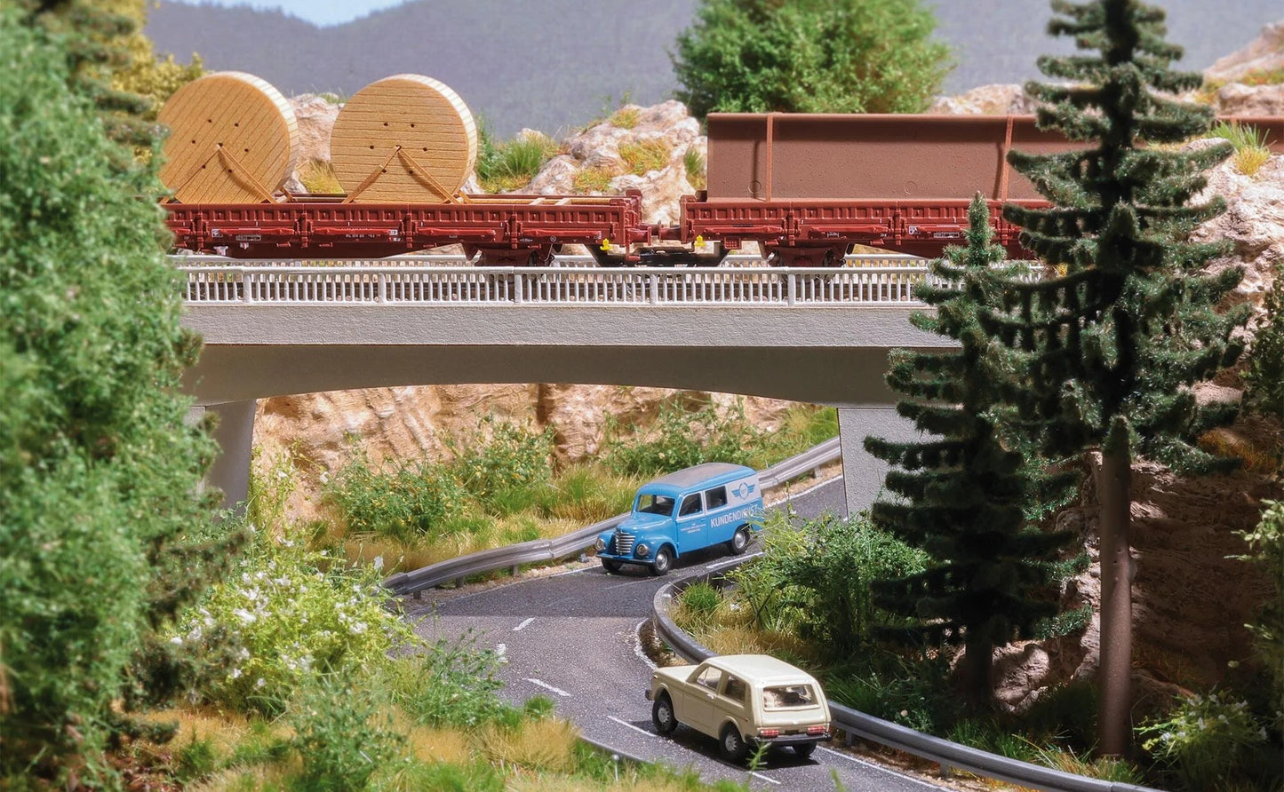 BUS8843 Road overpass