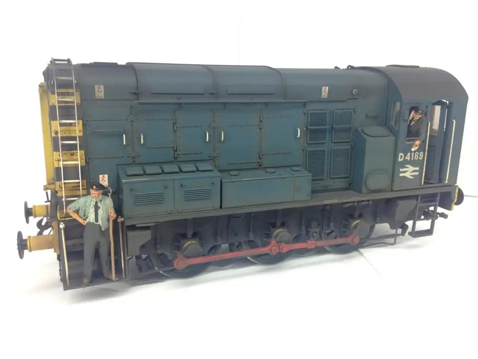 TT Gauge Loco Specific Crew - Dapol/Hornby Class 08 Crew Pack