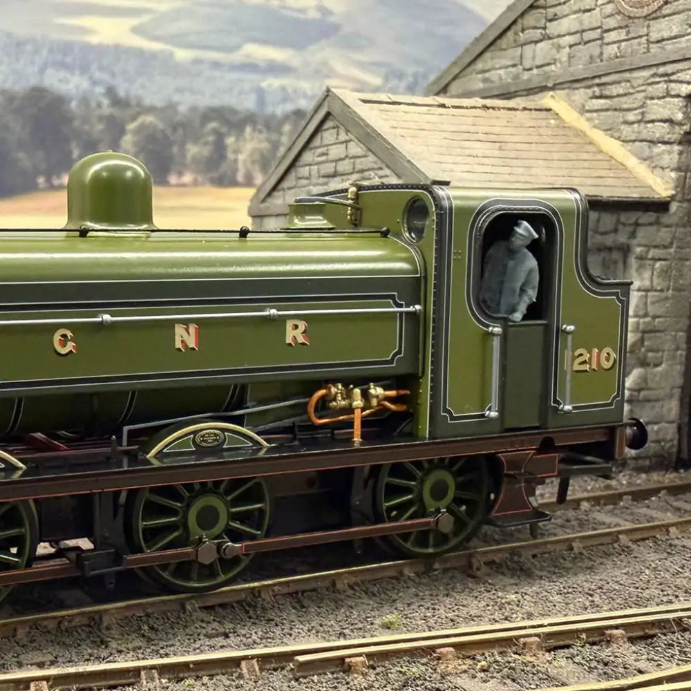 11407-076 OO Gauge Loco Specific Crew - GNR J13 / LNER J52 Crew
