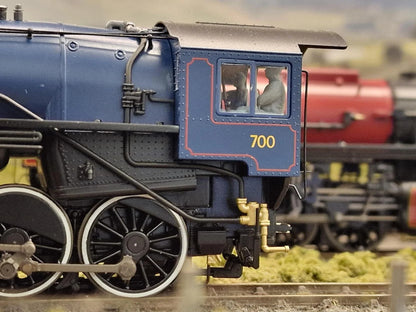 11431-076 1:76 Scale S160 LMR Crew