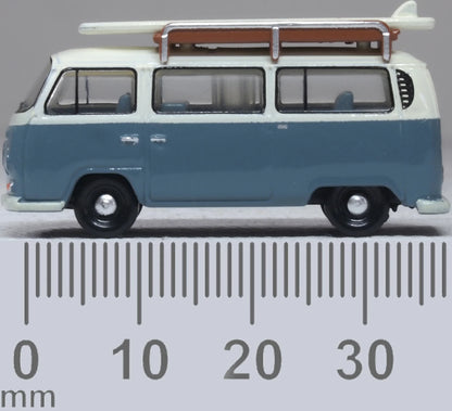 VW Bay Window T2 Bus/Surfboards Fiord Blue/Arcona White