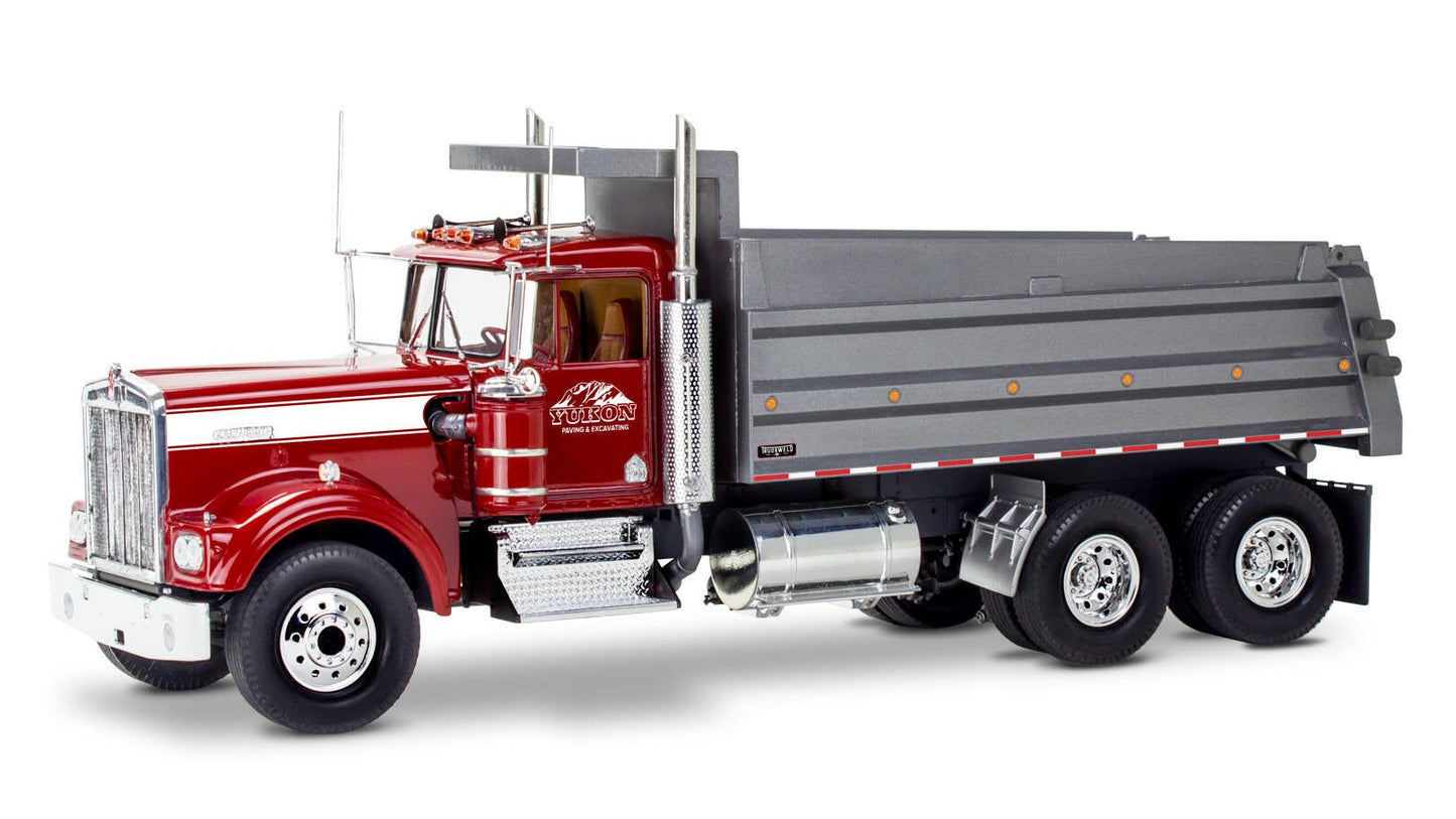 12628 Kenworth W-900 Dump Truck Model Kit