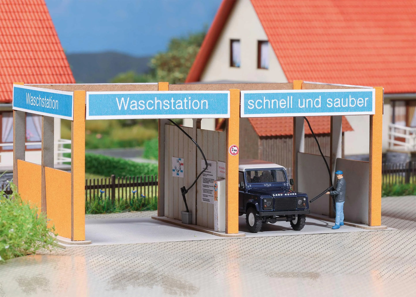 BUS1368 Self-service washing station H0