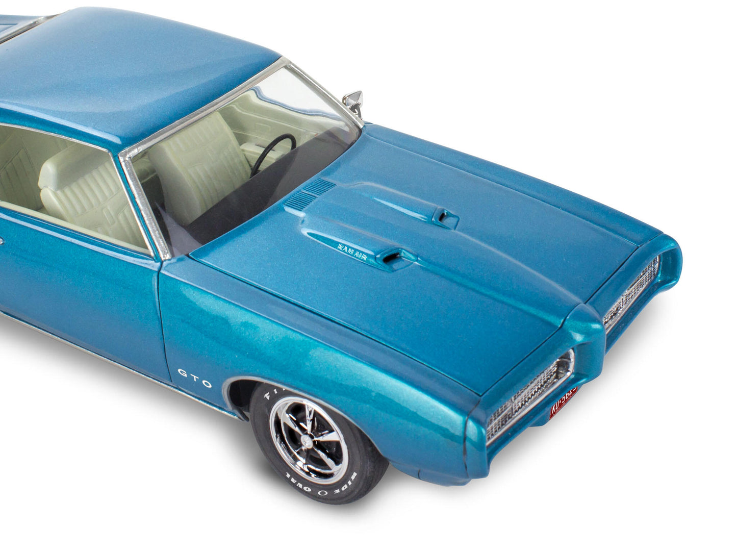 '69 Pontiac GTO "The Judge" 2N1 Model Kit