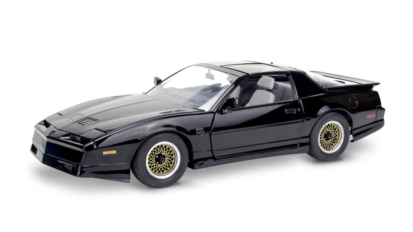1987 Pontiac Firebird GTA Model Kit