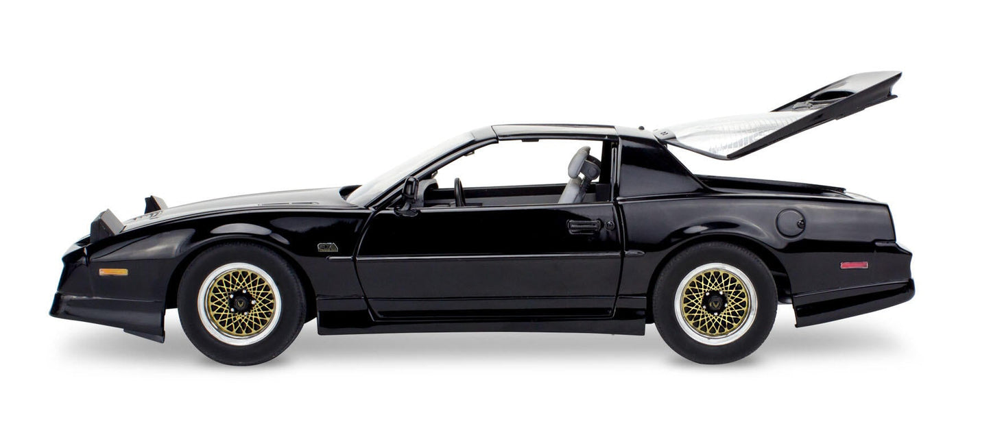 1987 Pontiac Firebird GTA Model Kit