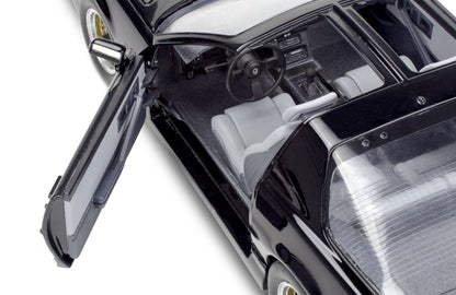 1987 Pontiac Firebird GTA Model Kit